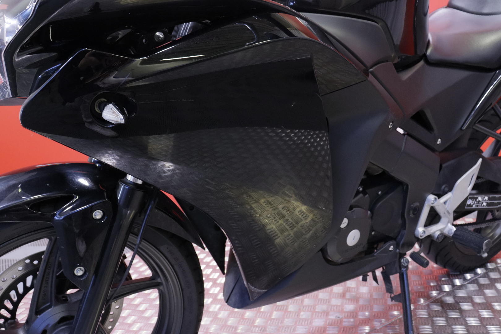 Honda - CBR - 125 R // Myydään osoitteessa huutokaupat.com // - Moottoripyörä