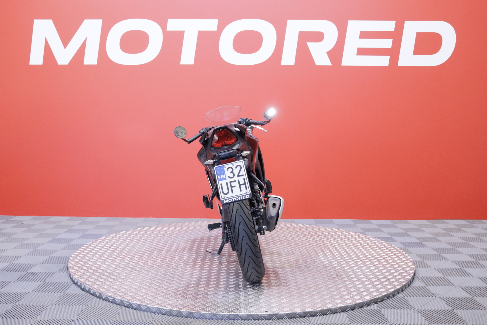 Honda - CBR - 125 R // Myydään osoitteessa huutokaupat.com // - Moottoripyörä