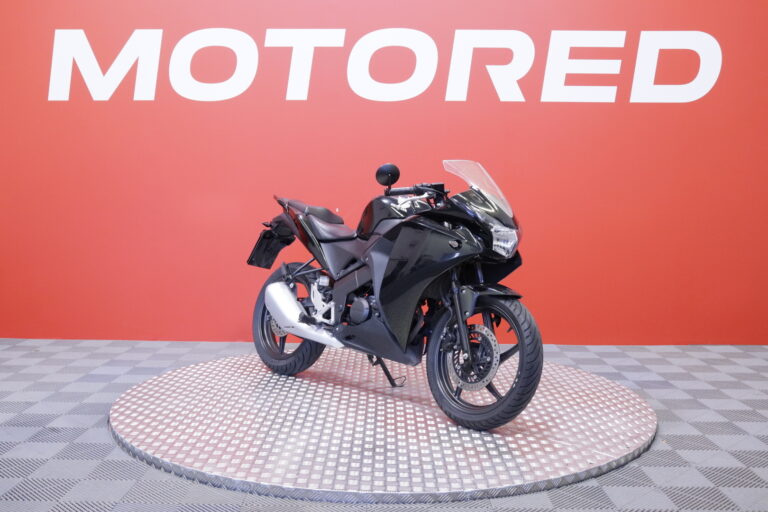 Honda - CBR - 125 R // Myydään osoitteessa huutokaupat.com // - Moottoripyörä