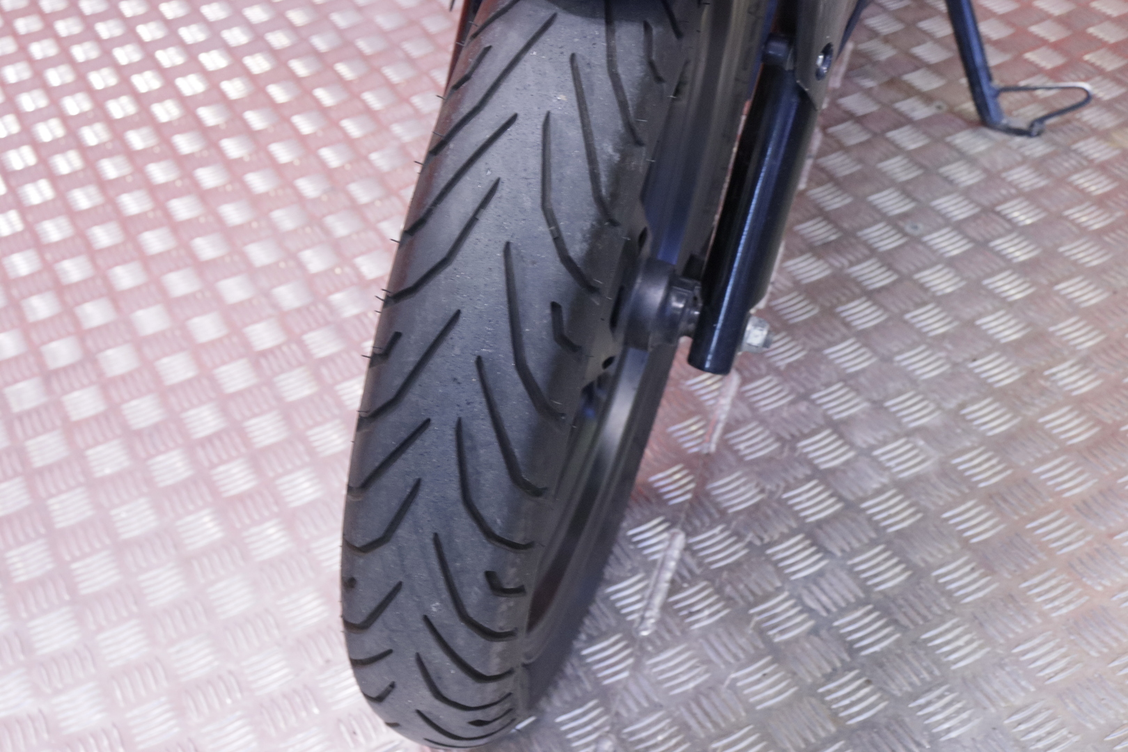 Honda - CBR - 125 R // Myydään osoitteessa huutokaupat.com // - Moottoripyörä