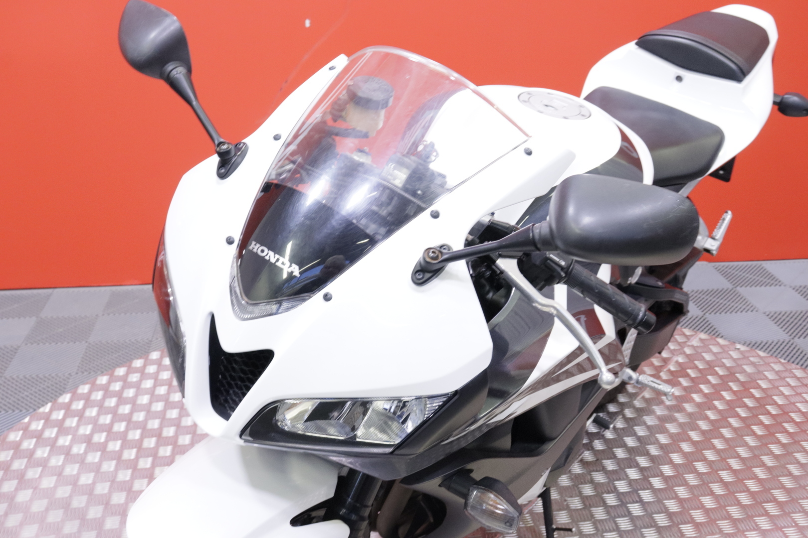 Honda - CBR - 600RR // HESD / Suomipyörä / Huoltokirja // - Moottoripyörä