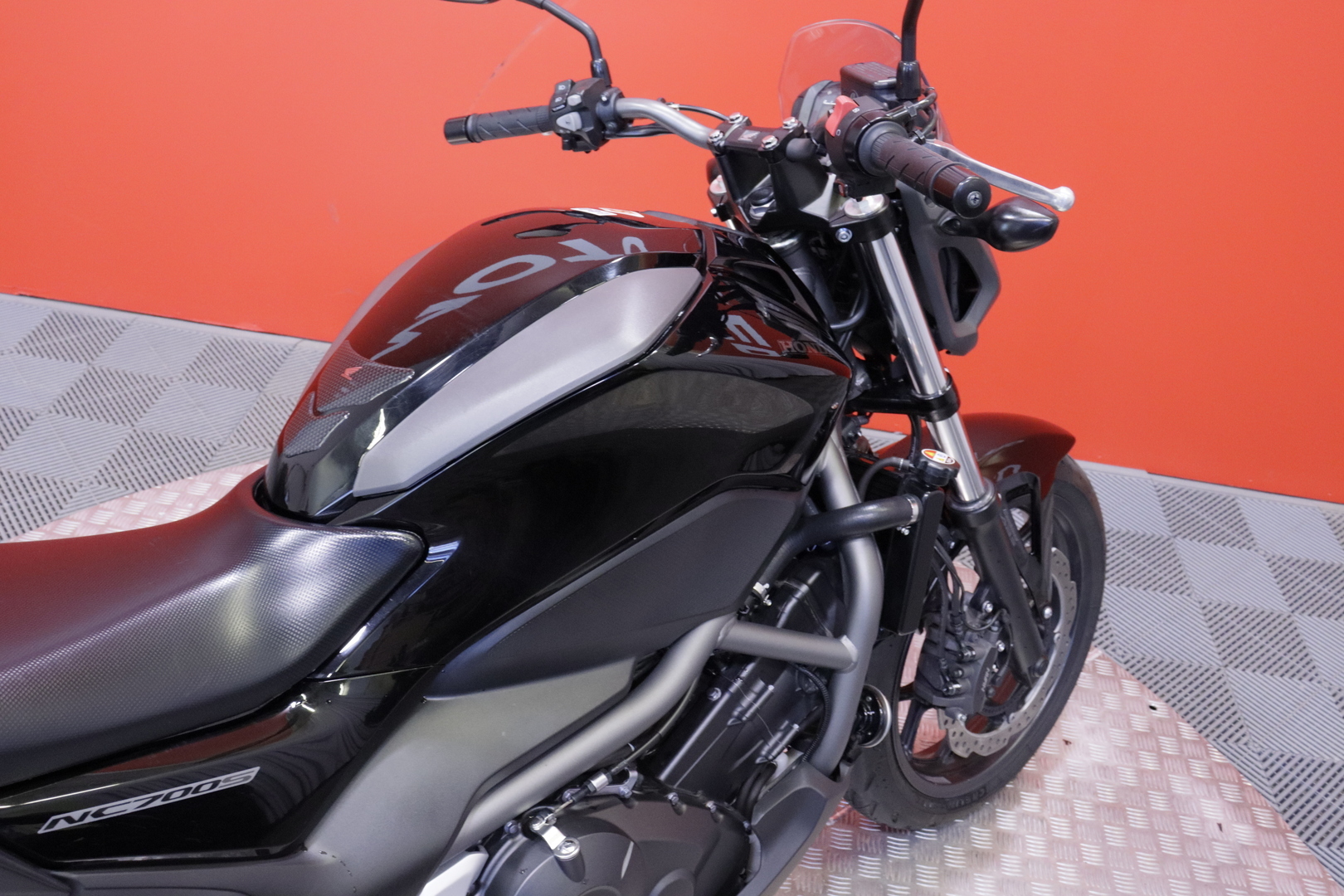 Honda - NC - 700S // Suomipyörä /  ABS / A2 // - Moottoripyörä