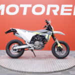 Husqvarna - 701 - Supermoto // Huoltokirja / Arrow / TC // - Moottoripyörä