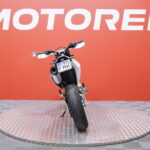 Husqvarna - 701 - Supermoto // Huoltokirja / Arrow / TC // - Moottoripyörä