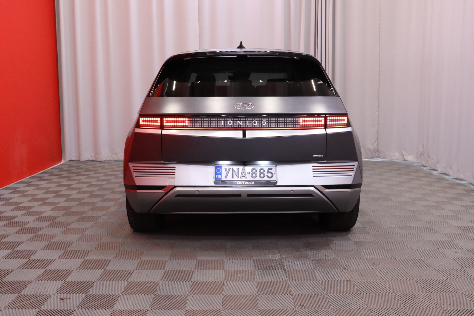 Hyundai - IONIQ 5 - 73 kWh 305 hv AWD Premium - Viistoperä