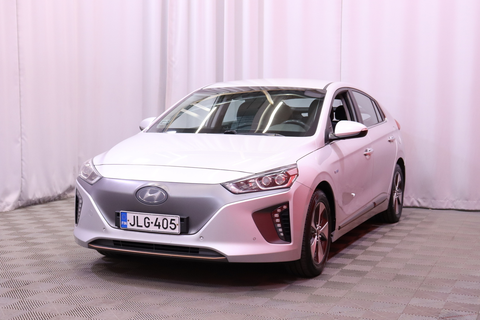 Hyundai - IONIQ electric - Style - Viistoperä