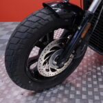 INDIAN - SCOUT - Bobber // Rinehart / Huoltokirja / Suomi-pyörä // - Moottoripyörä