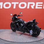 INDIAN - SCOUT - Bobber // Rinehart / Huoltokirja / Suomi-pyörä // - Moottoripyörä