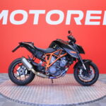 KTM - 1290 - Super Duke R // Vähän ajettu! / Huoltokirja / Akrapovic kokoputkisto / Ducktail / Ajomodet / ABS // - Moottoripyörä