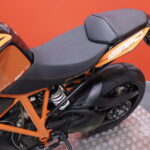 KTM - 1290 - Super Duke R // Huoltokirja / Akrapovic / MTC / Ajomodet // - Moottoripyörä
