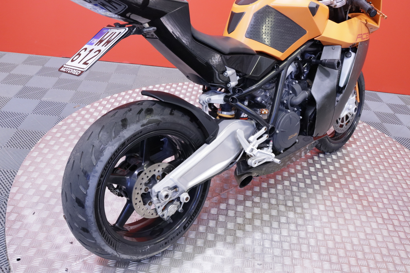 KTM - RC - 8 // Huoltokirja / Shifter / Kaatumatapit / Takalaukku // - Moottoripyörä