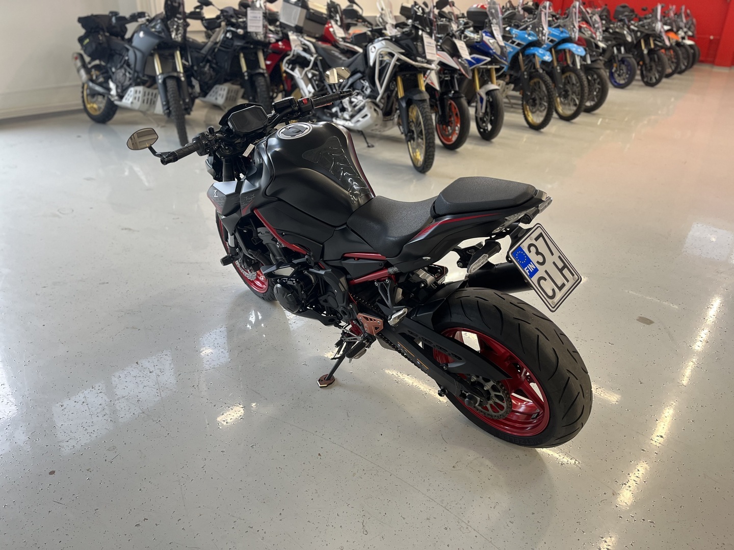 Kawasaki - Z - 900 // Juuri saapunut! / LeoVince / Shifter // - Moottoripyörä