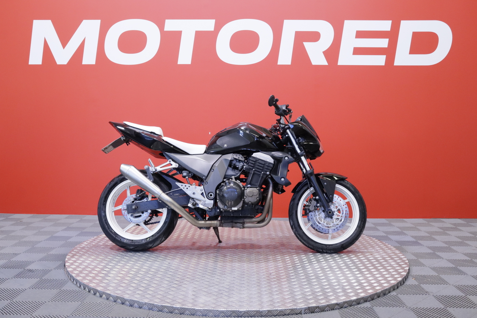 Kawasaki - Z - 750 // Myydään osoitteessa Huutokaupat.com! // - Moottoripyörä