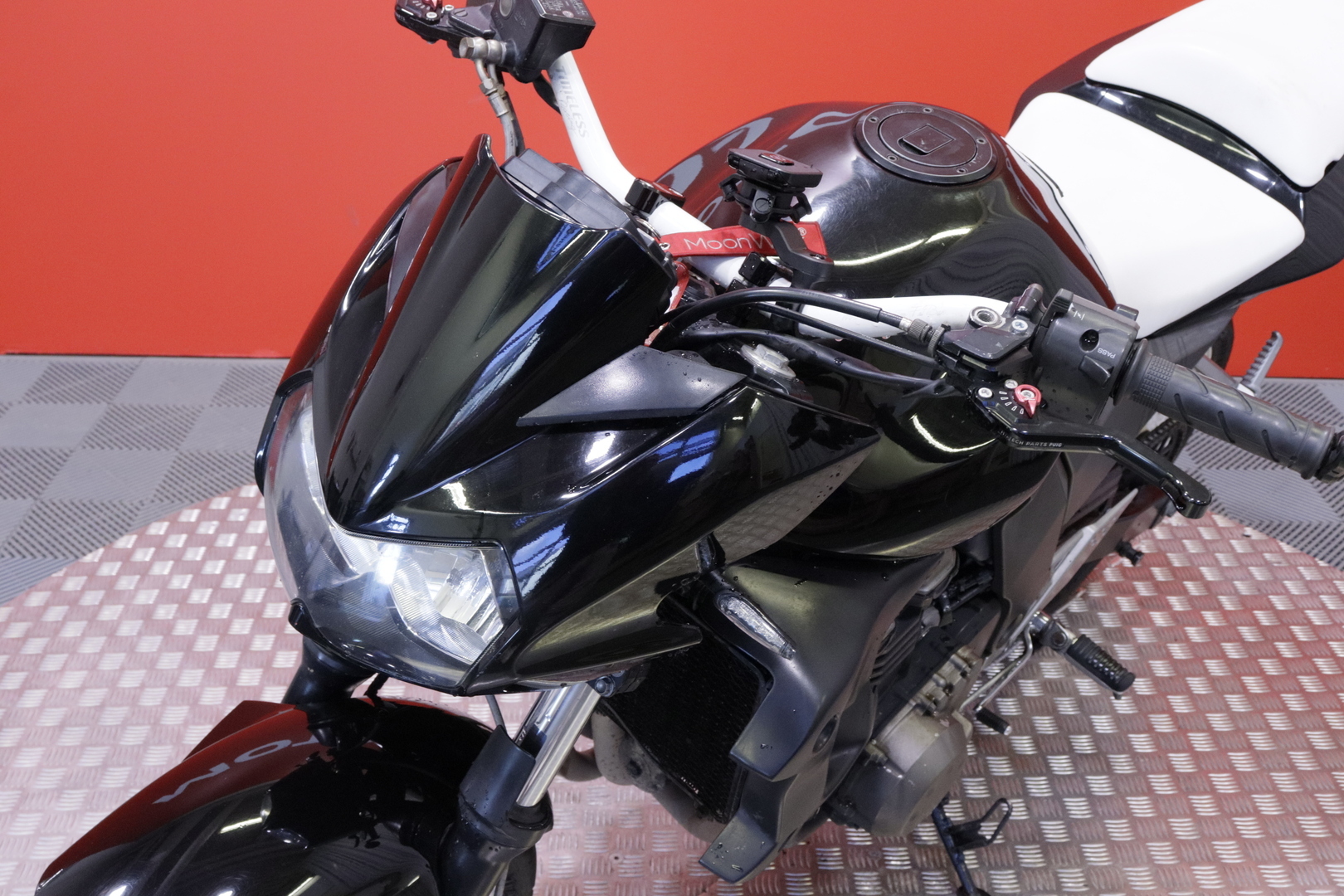 Kawasaki - Z - 750 // Myydään osoitteessa Huutokaupat.com! // - Moottoripyörä
