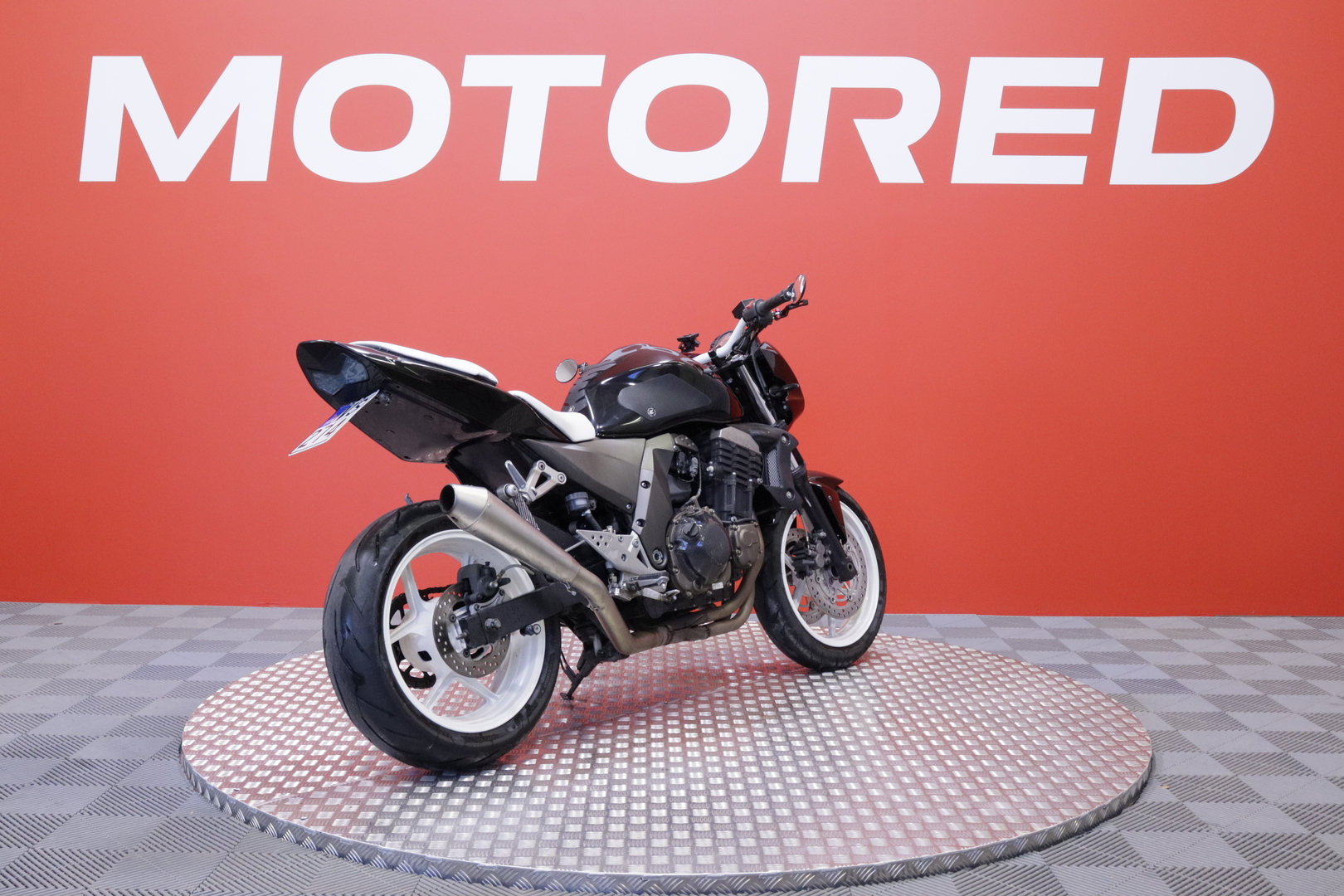Kawasaki - Z - 750 // Myydään osoitteessa Huutokaupat.com! // - Moottoripyörä