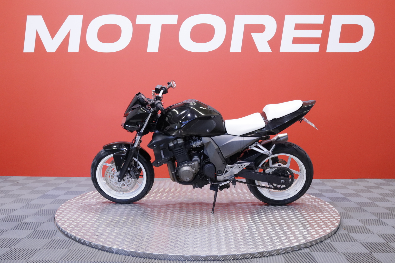 Kawasaki - Z - 750 // Myydään osoitteessa Huutokaupat.com! // - Moottoripyörä