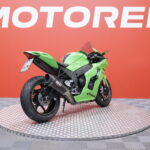 Kawasaki - ZX-10R - // RR-Malli / 1.Om Suomi-pyörä / Huoltokirja / SC Project / 200HP / Penkitetty / KQS / Takovanteet / KIBS / Showa // - Moottoripyörä