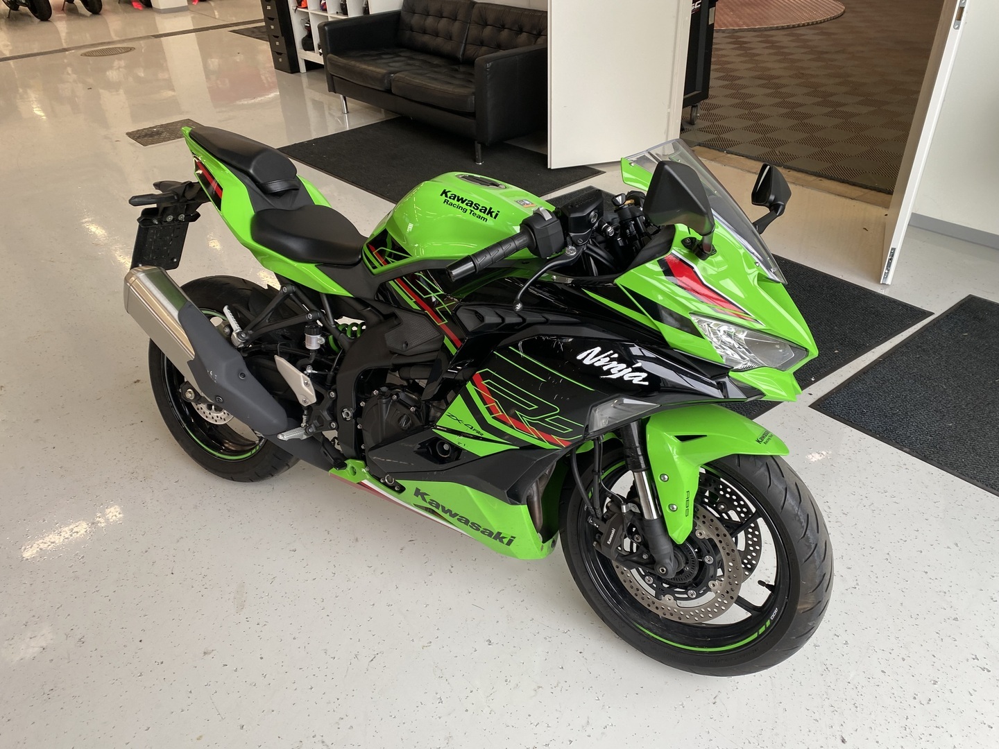 Kawasaki - ZX-4RR - // Juuri saapunut! / Ensihuolto tehty! / Ajomodet / KQS / KTRC // - Moottoripyörä