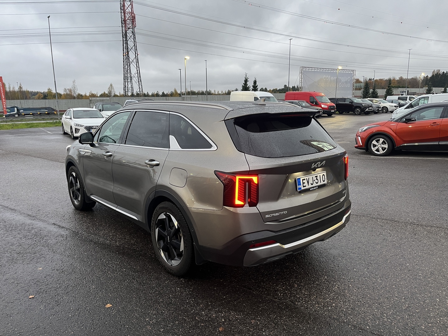 Kia - Sorento - 1,6 T-GDI Plug-in Hybrid AWD Business Luxury AT 5P - Maastoauto