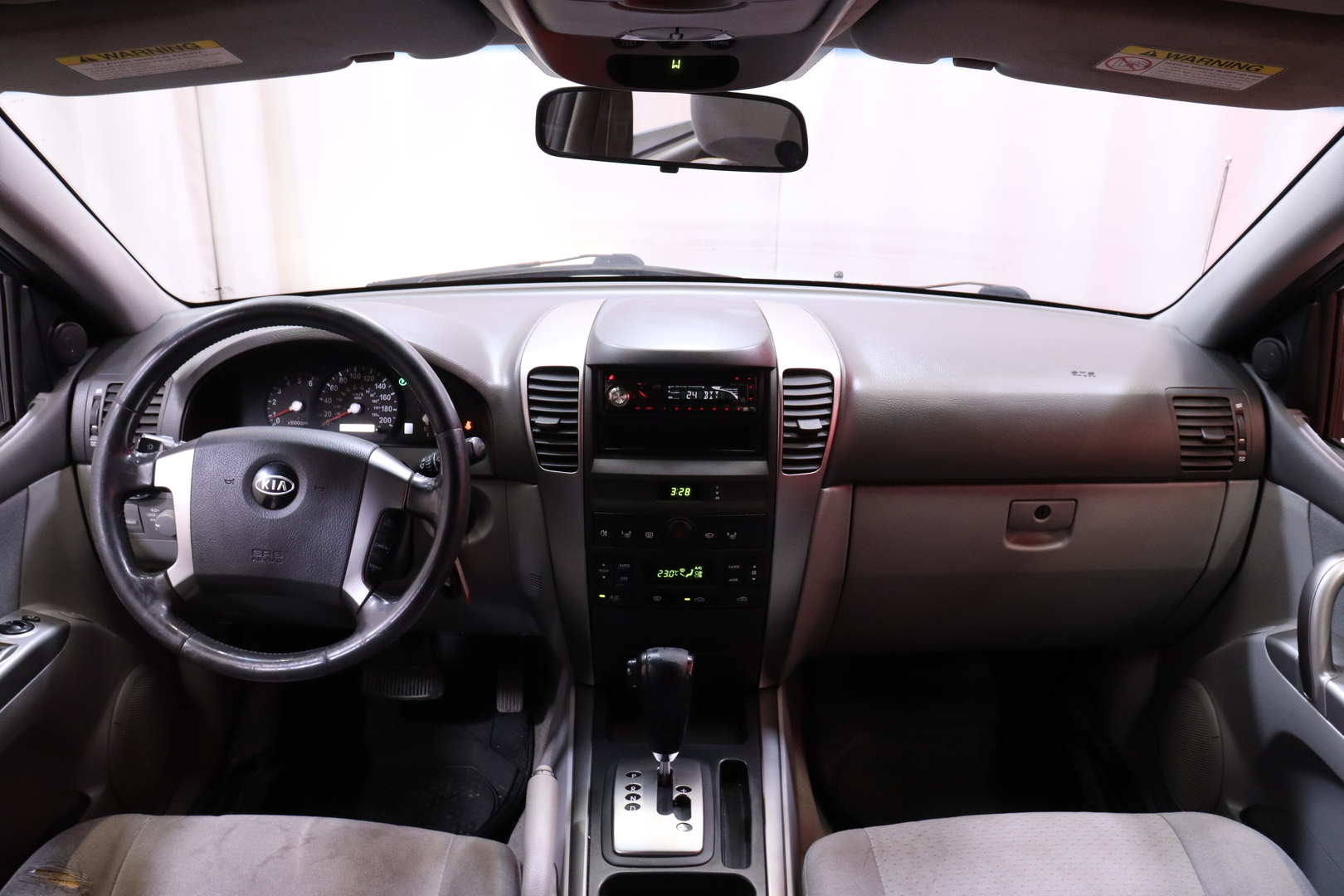 Kia - Sorento - 5D SORENTO SUV 2.5CRDI AUTOMATIC // MYYDÄÄN HUUTOKAUPAT.COM ! // - Tila-auto