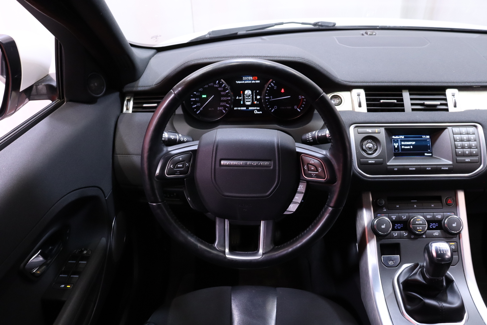Land Rover - Range Rover Evoque - 2,2 TD4 Pure - Maastoauto