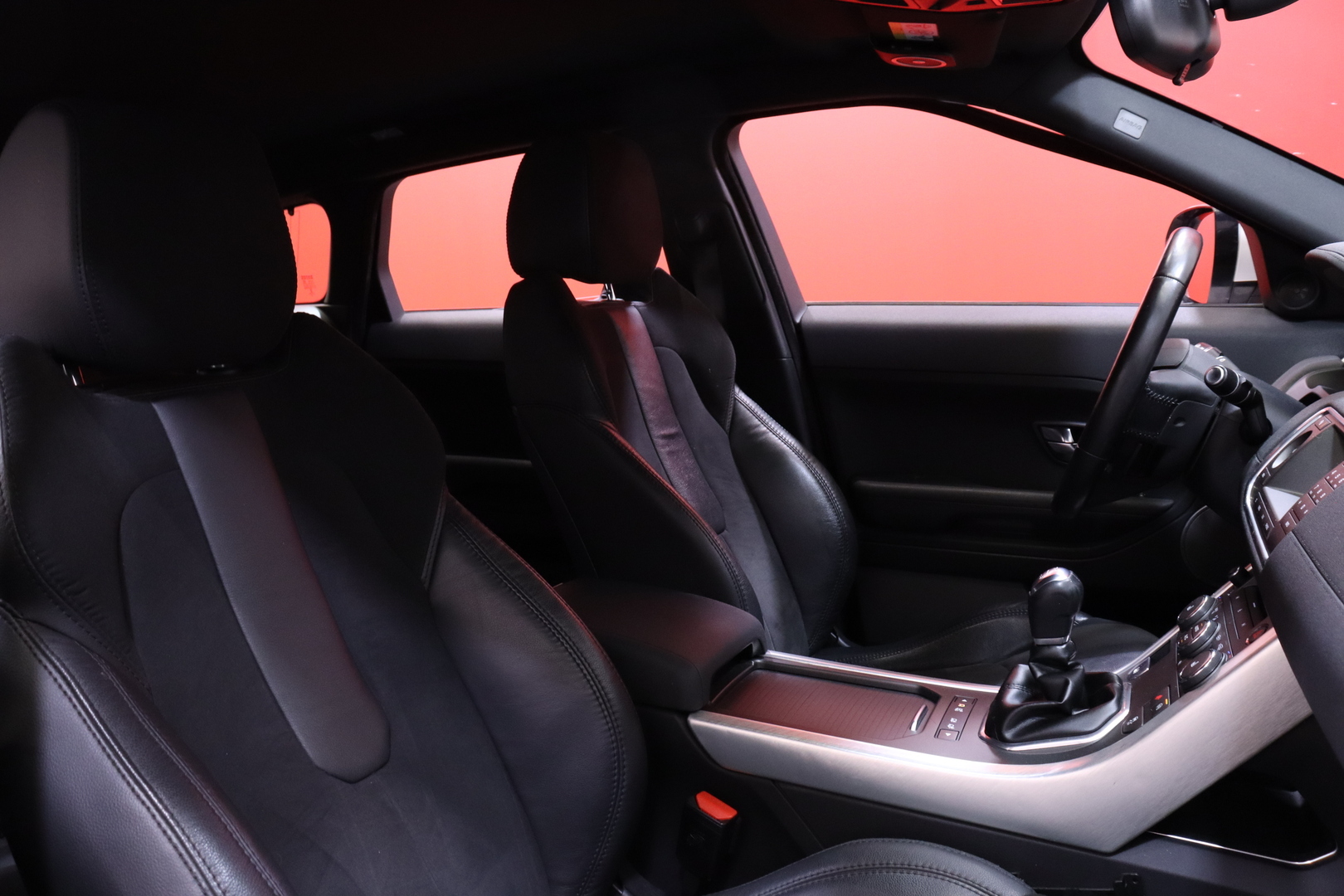 Land Rover - Range Rover Evoque - 2,2 TD4 Pure - Maastoauto