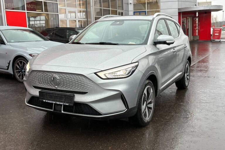 MG - ZS - Luxury - Farmari