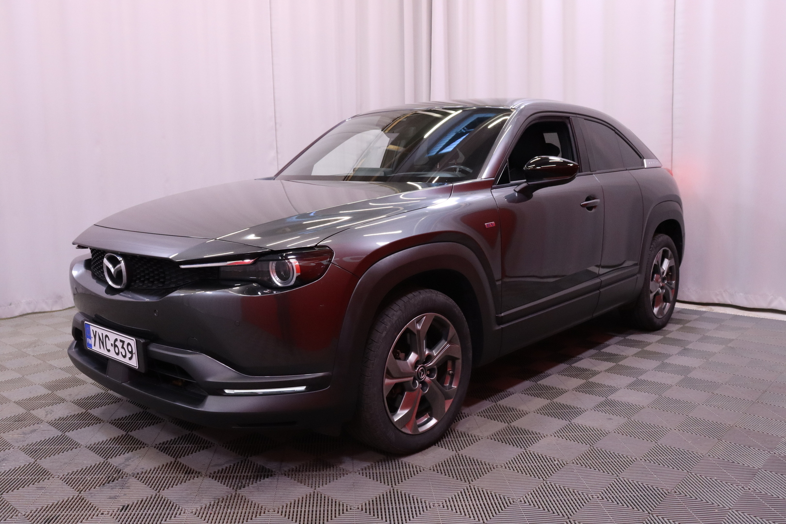 Mazda - MX-30 - 35,5 kWh e-Skyactiv Makoto Modern Confidence - Farmari