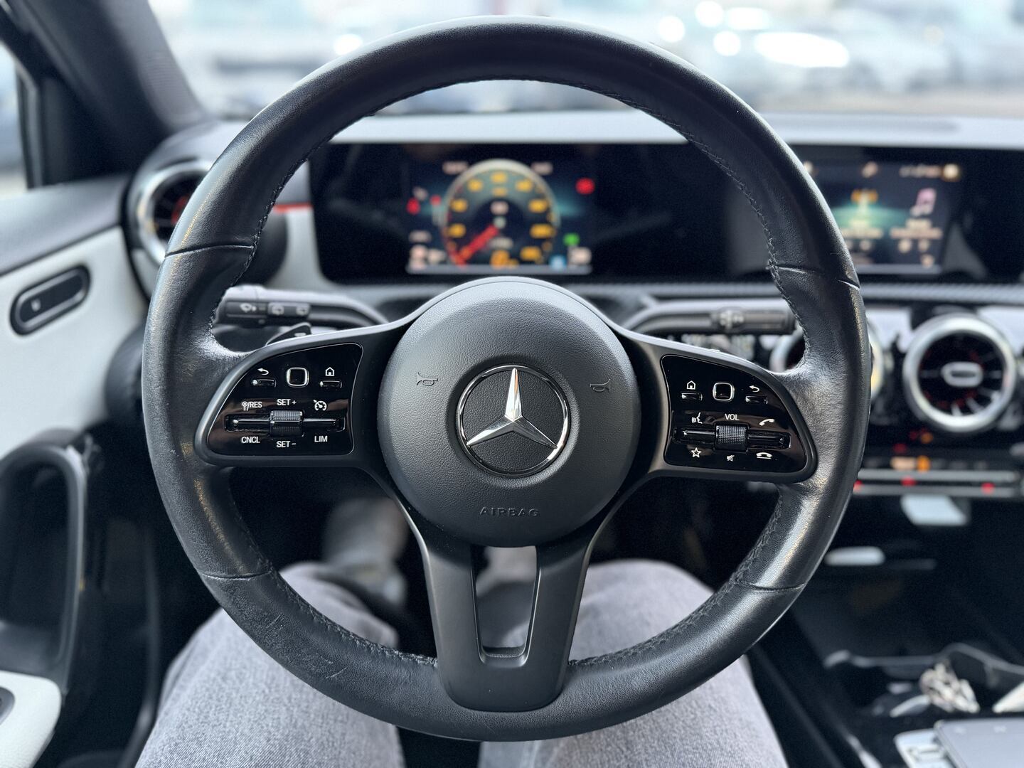 Mercedes-Benz - A - 180 A Business Style - Viistoperä