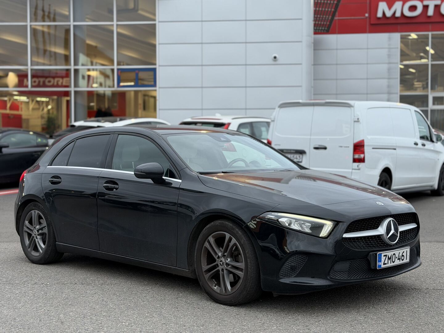 Mercedes-Benz - A - 180 A Business Style - Viistoperä