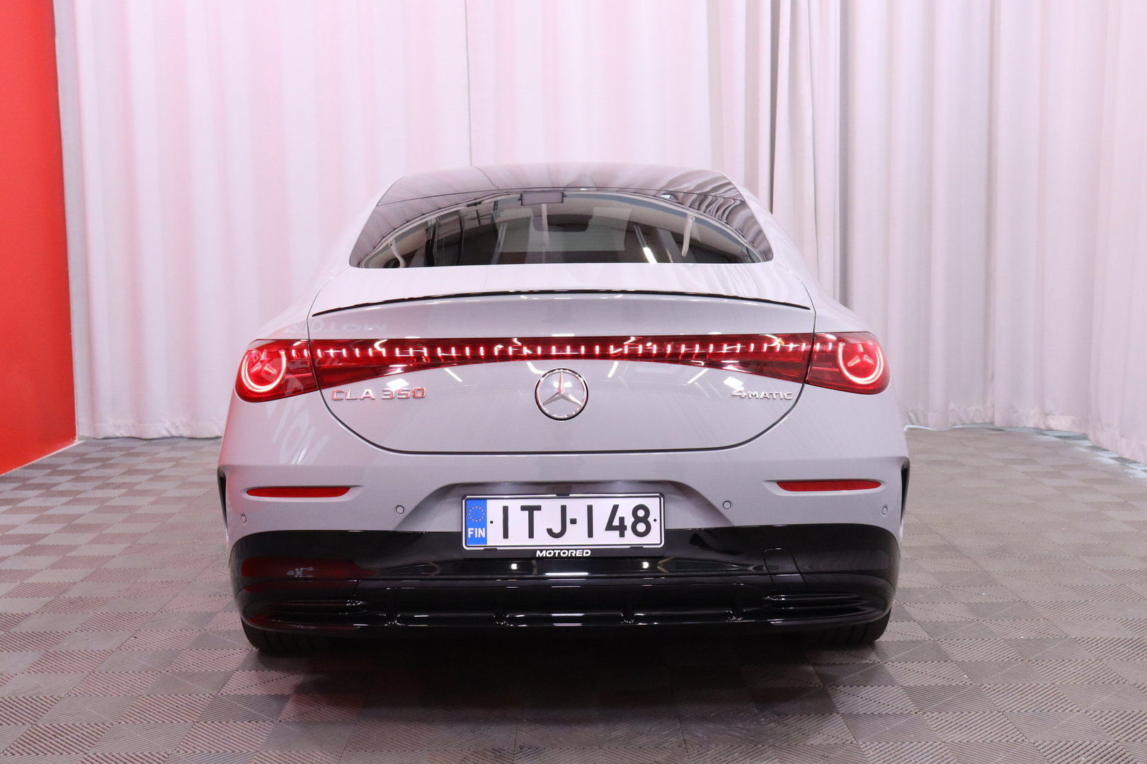 Mercedes-Benz - CLA - 350 4MATIC AMG Line - Sedan