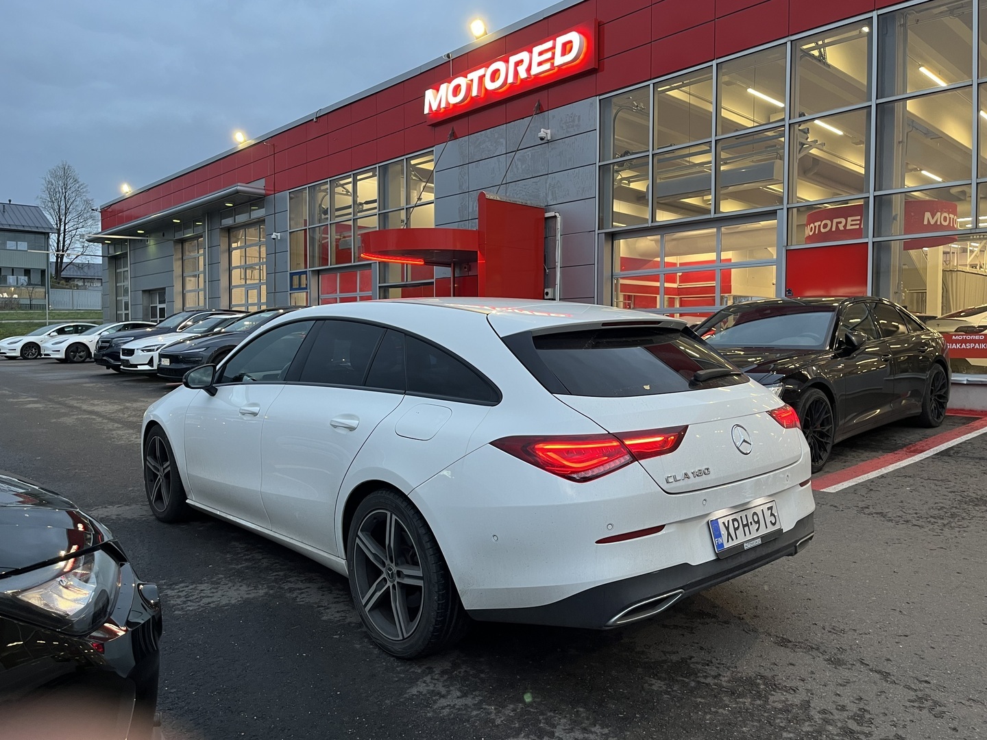 Mercedes-Benz - CLA - 180 A Shooting Brake Business Progressive - Farmari