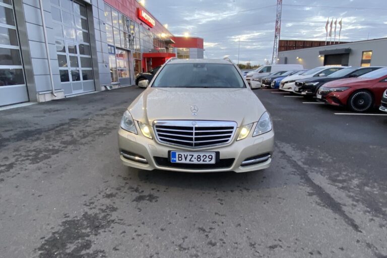 Mercedes-Benz E