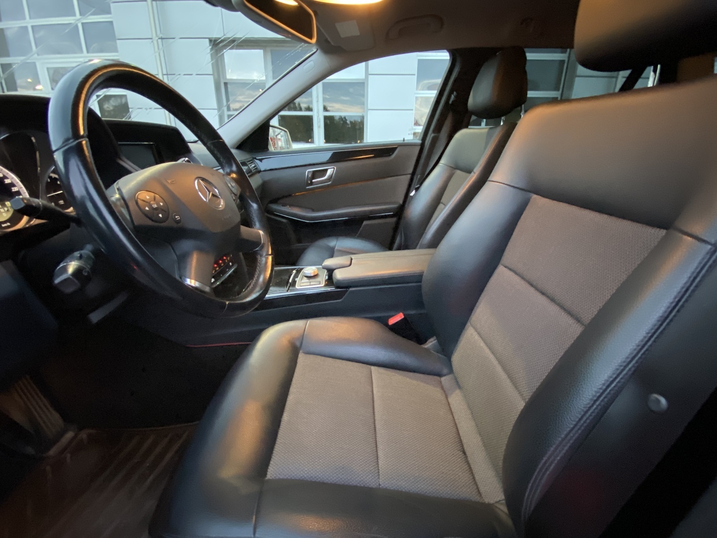 Mercedes-Benz - E - 250 CDI BE T 4Matic A Premium Business - Farmari