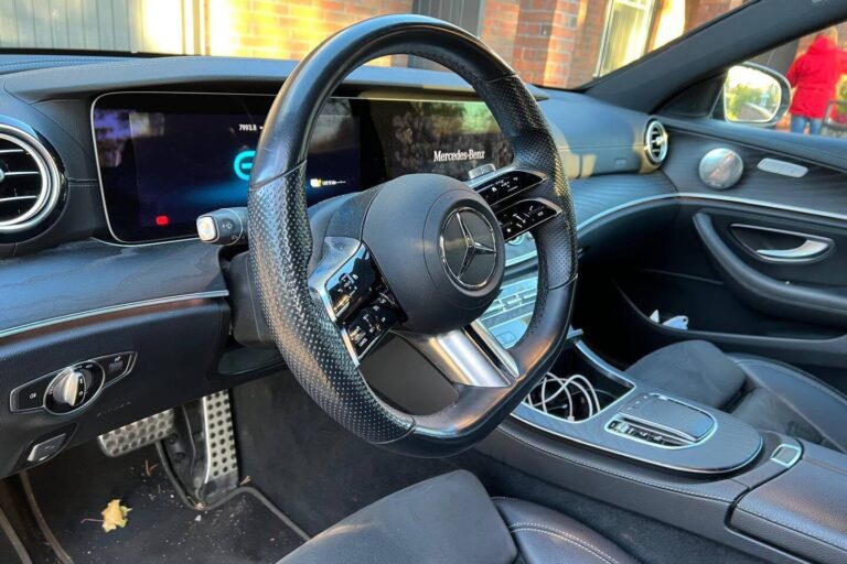 Mercedes-Benz E