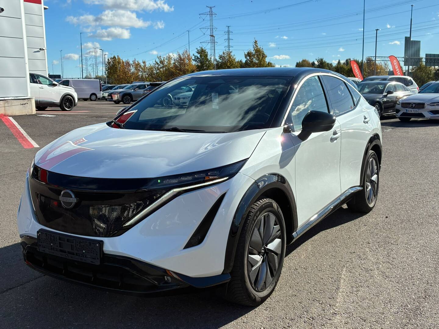Nissan - Ariya - 63kWh Advance 2WD 22kw charger - Maastoauto