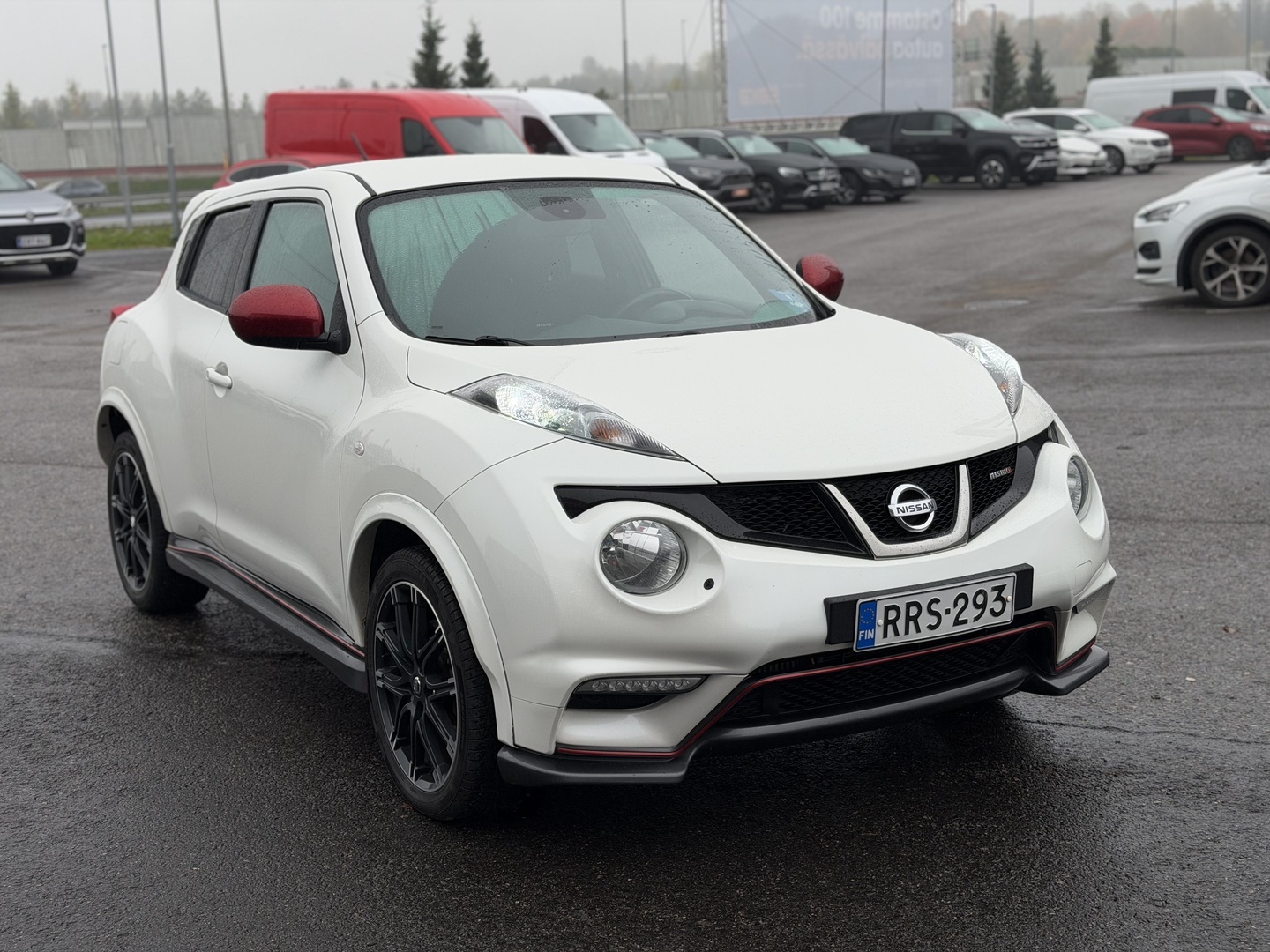 Nissan - Juke - 1,6L DIG-T Nismo 2WD 6MT IMS - Viistoperä
