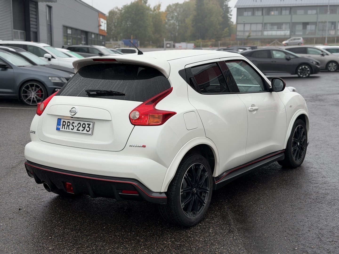 Nissan - Juke - 1,6L DIG-T Nismo 2WD 6MT IMS - Viistoperä
