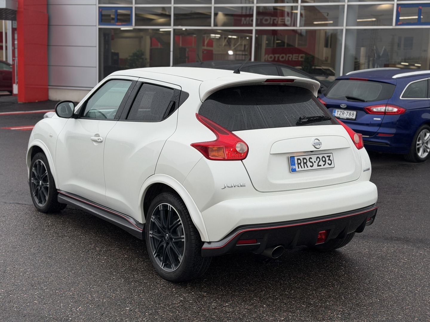 Nissan - Juke - 1,6L DIG-T Nismo 2WD 6MT IMS - Viistoperä