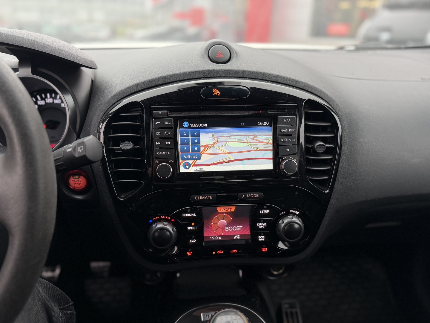 Nissan - Juke - 1,6L DIG-T Nismo 2WD 6MT IMS - Viistoperä