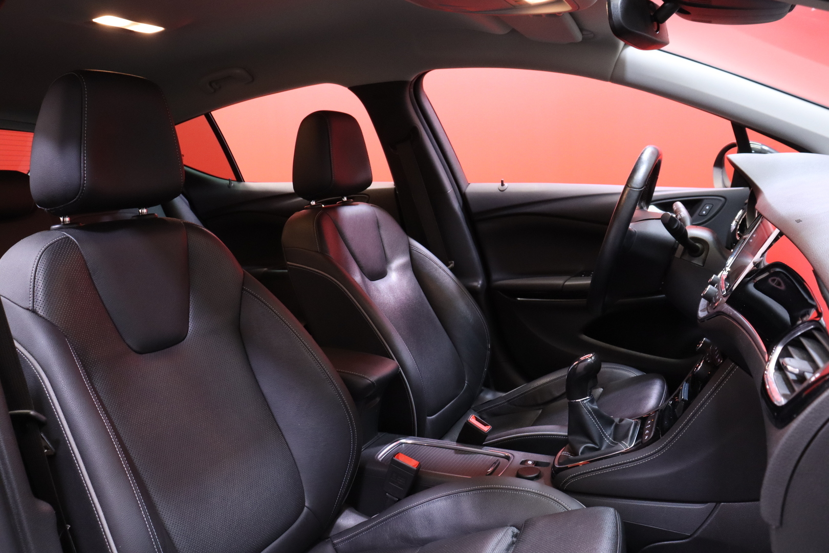 Opel - Astra - 5-ov Innovation 1,4 Turbo ecoFLEX Start/Stop 110kW MT6 - Viistoperä