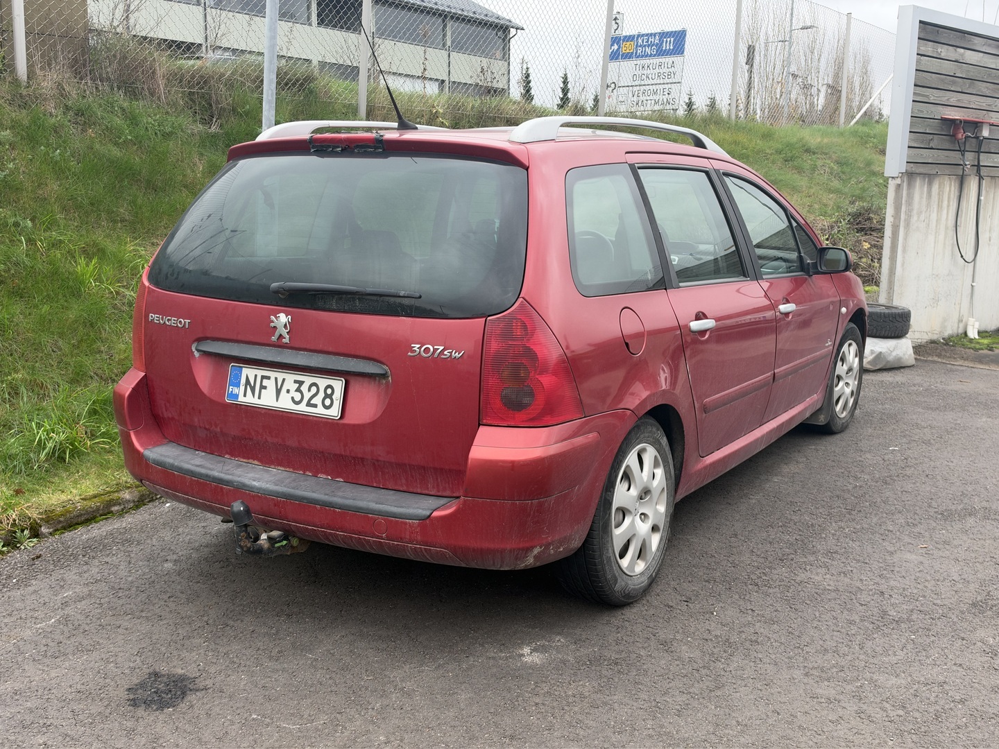 Peugeot - 307 - 5D 307 SW 1.6I-3HNFUB/271 - Tila-auto