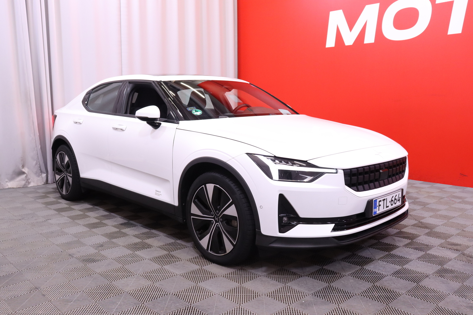 Polestar - 2 - Long Range Dual Motor, 300kW, 78kWh - Viistoperä