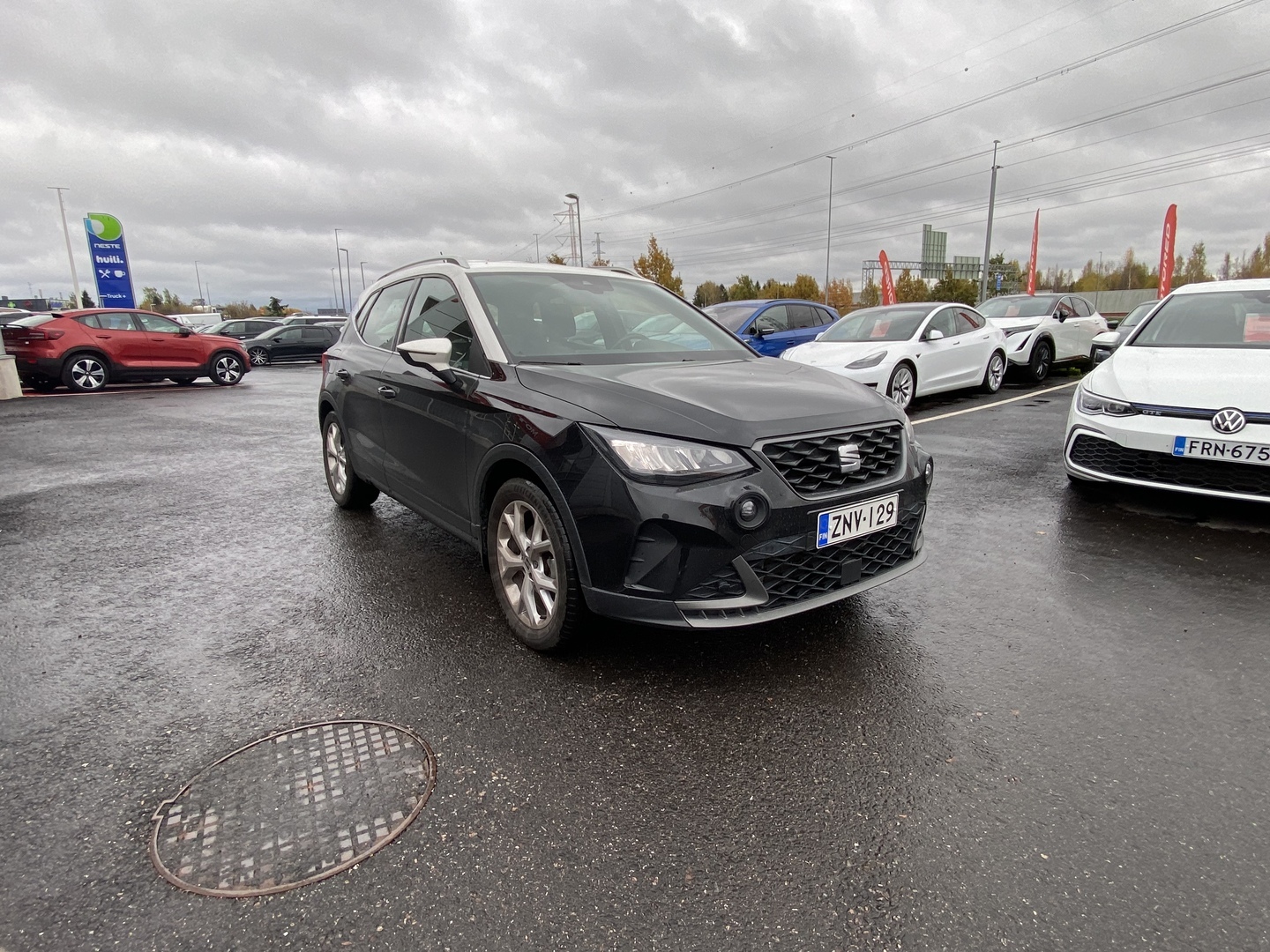 Seat - Arona - 1,0 EcoTSI 110 FR - Viistoperä