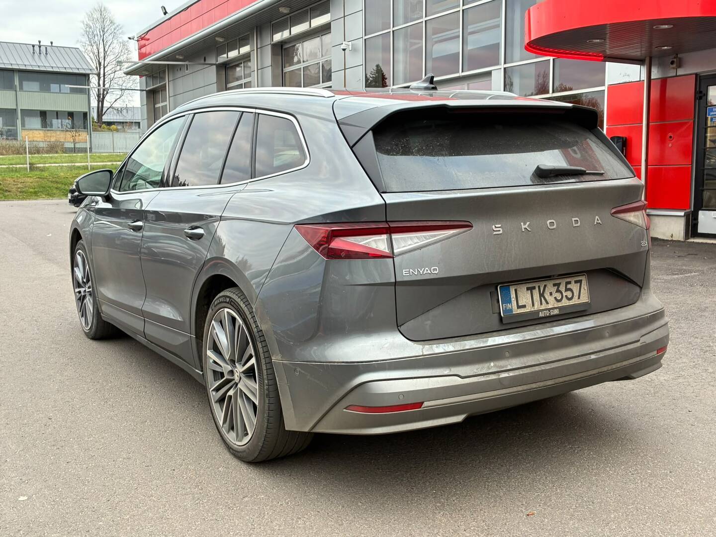 Skoda - Enyaq - 85x 4x4 L&K - Maastoauto