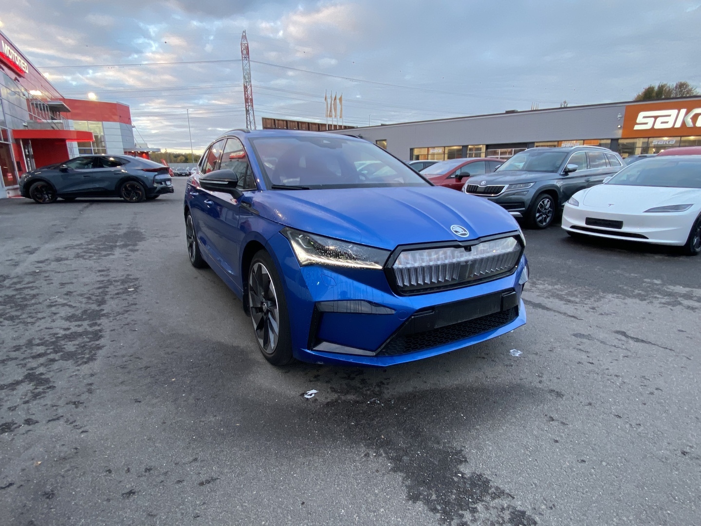 Skoda - Enyaq - 80x 4x4 SportLine iV - Maastoauto