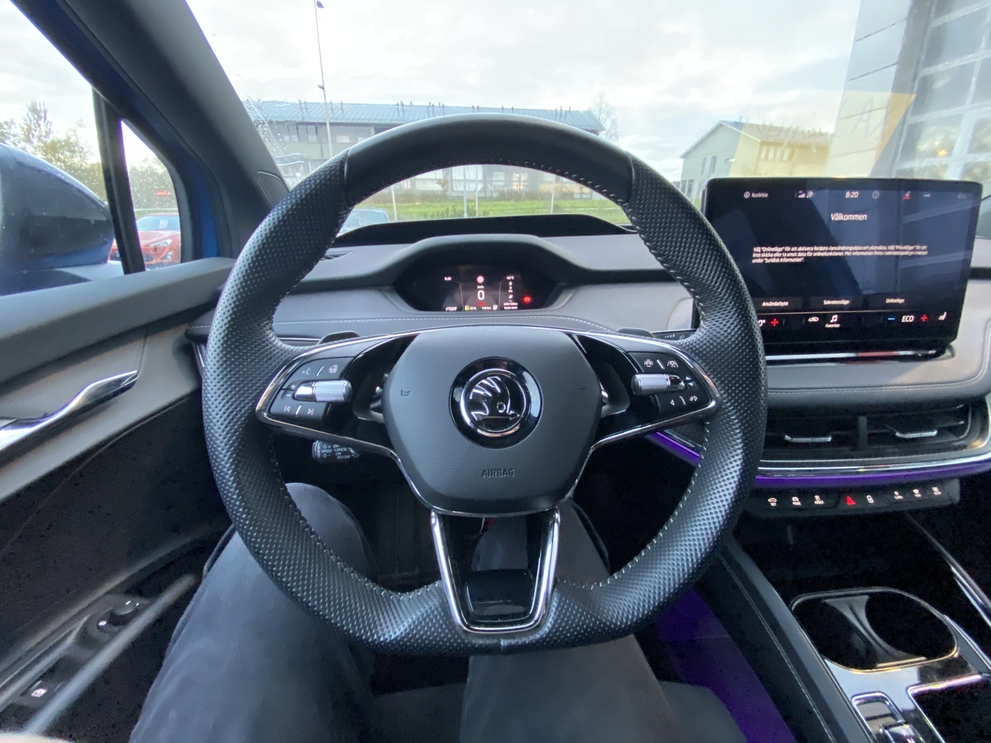 Skoda - Enyaq - 80x 4x4 SportLine iV - Maastoauto