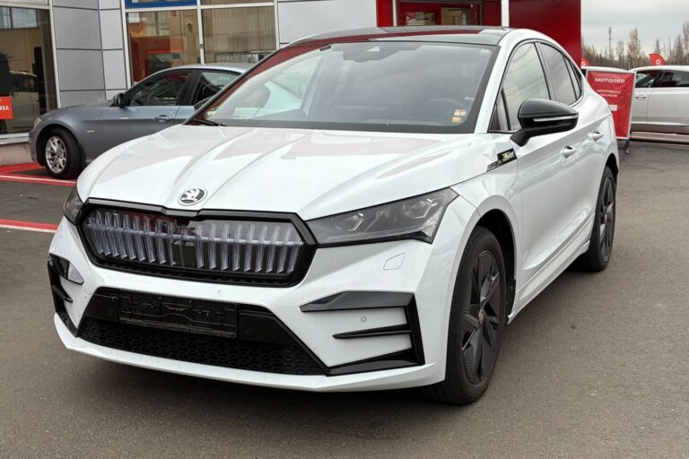 Skoda - Enyaq - 80x 4x4 RS iV - Maastoauto