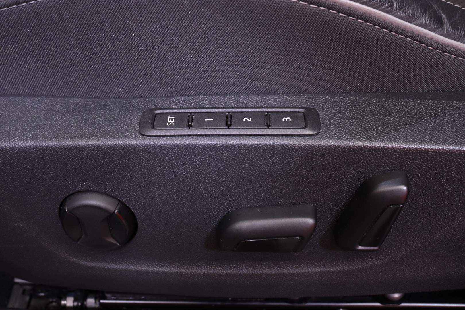 Skoda - Enyaq - 80x 4x4 SportLine iV - Maastoauto