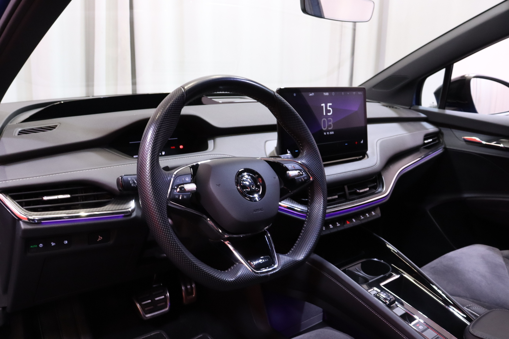 Skoda - Enyaq - 80x 4x4 Sportline iV - Maastoauto